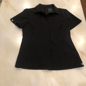 ⚡️FIGS⚡️scrub black short sleeve jacket